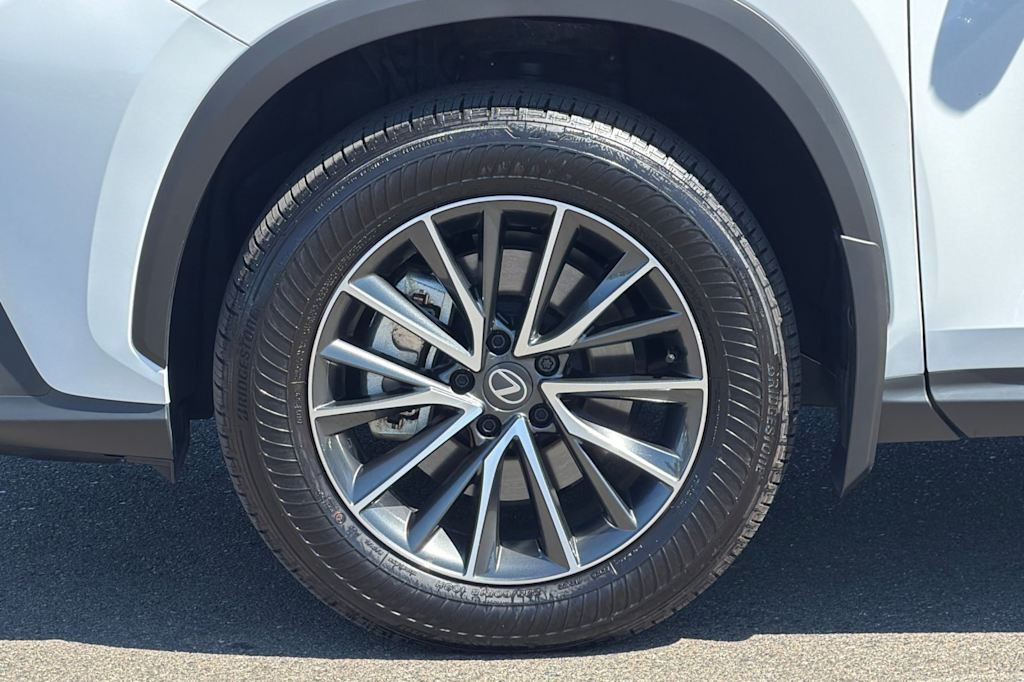 Thumbnail: 2026 Lexus ES - 8
