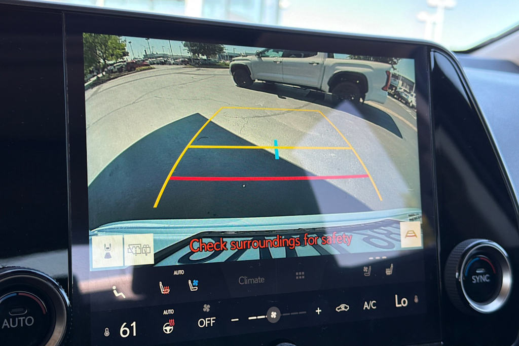 Thumbnail: 2026 Lexus ES - 26