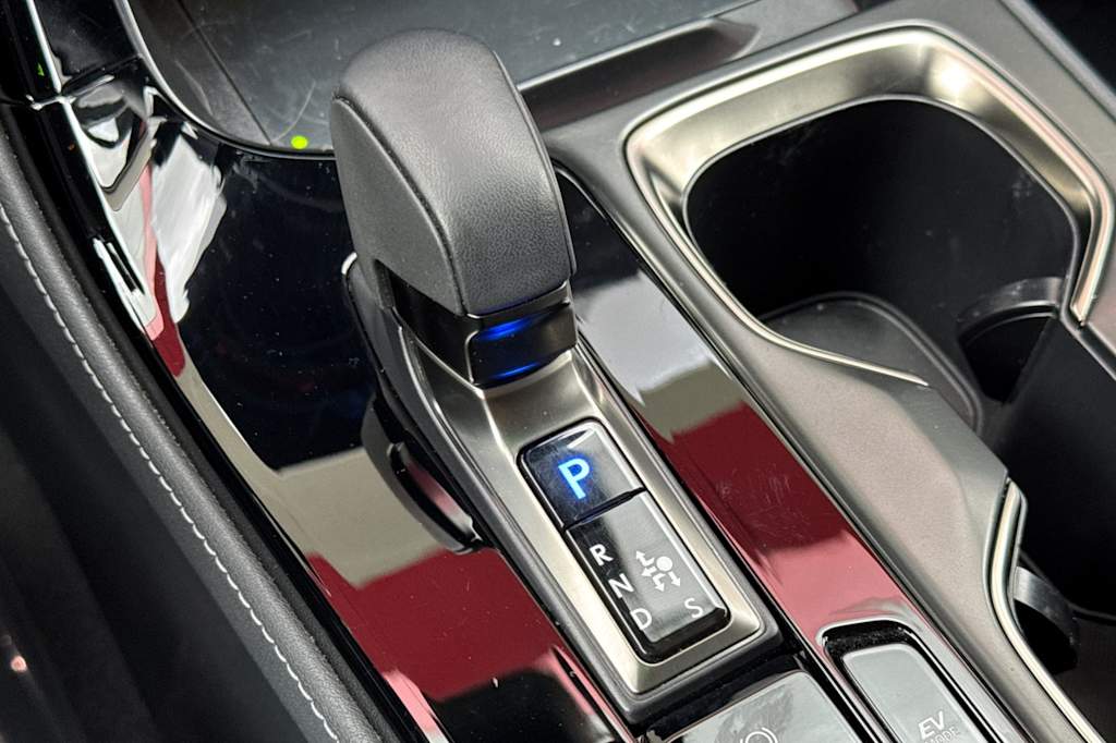 Thumbnail: 2026 Lexus ES - 14