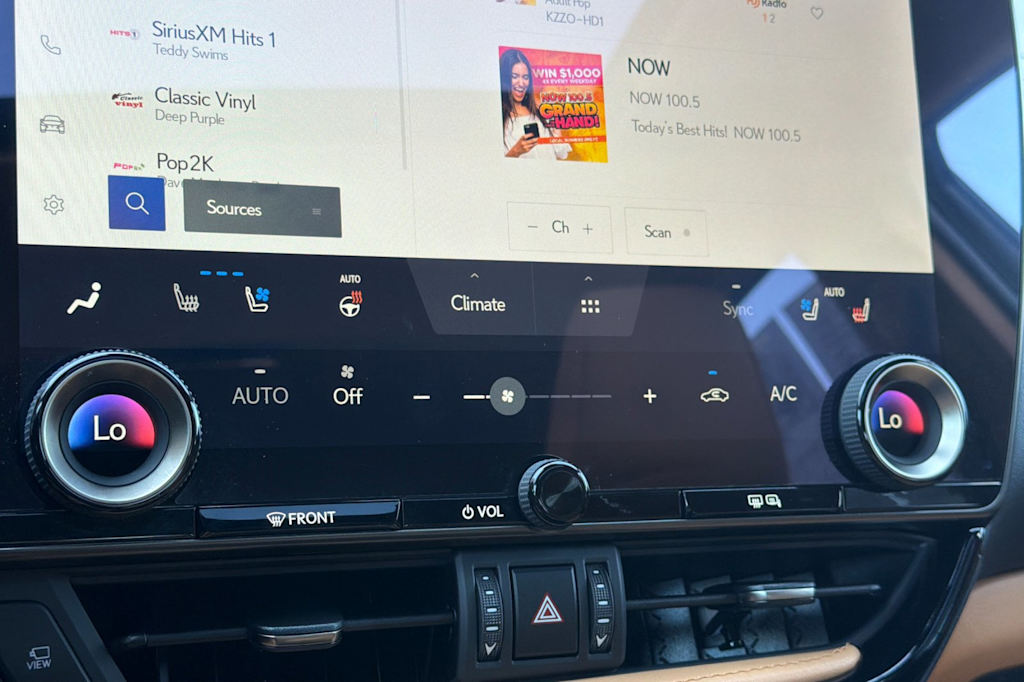 Thumbnail: 2025 Lexus ES - 26