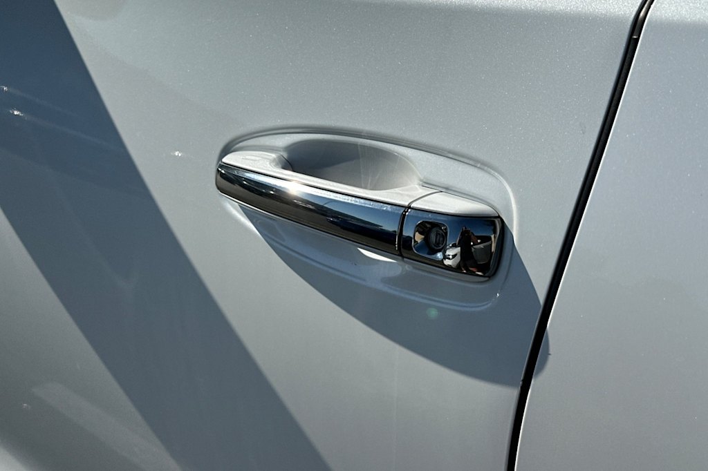 Thumbnail: 2022 Lexus GX - 18