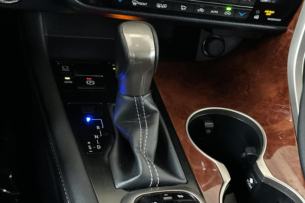 Thumbnail: 2019 Lexus RX - 16