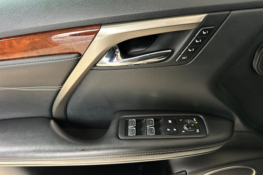 Thumbnail: 2019 Lexus RX - 23