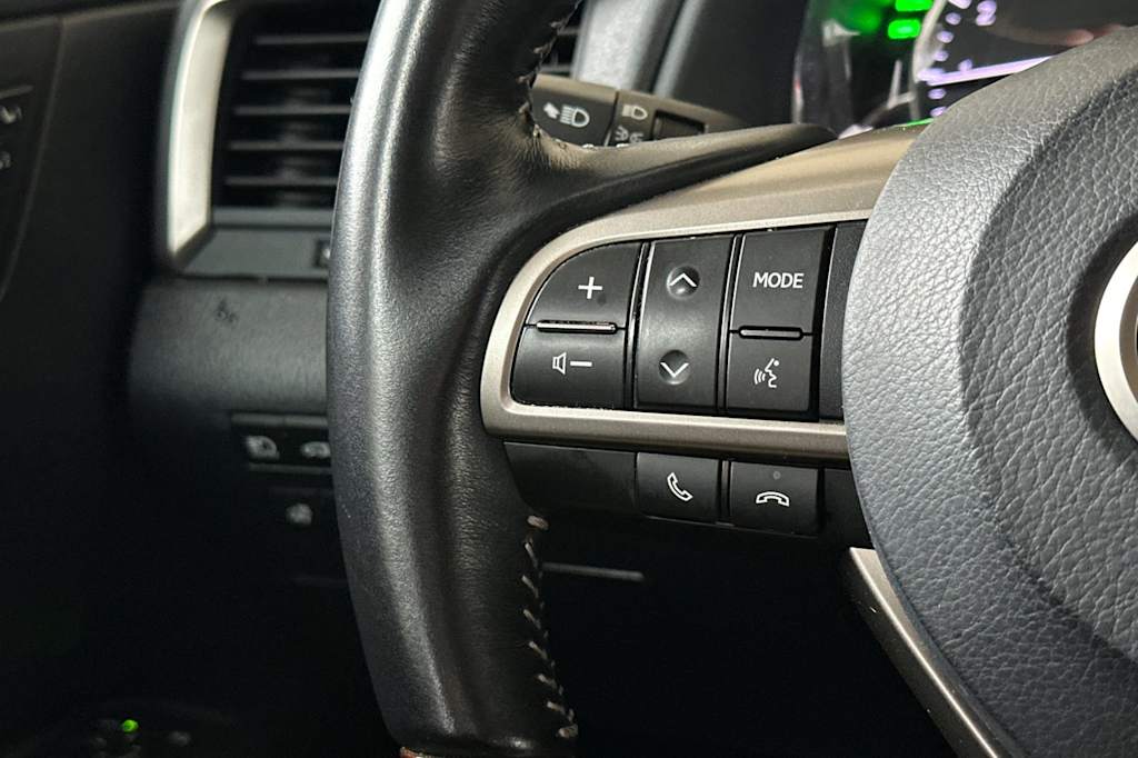 Thumbnail: 2019 Lexus RX - 32