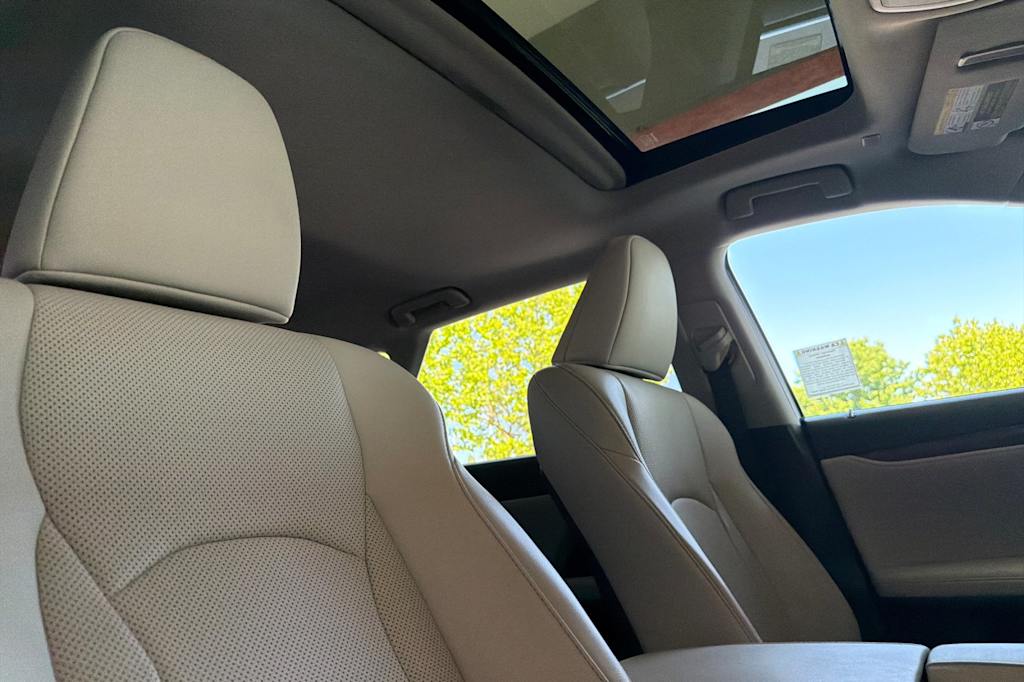 Thumbnail: 2020 Lexus RX - 10