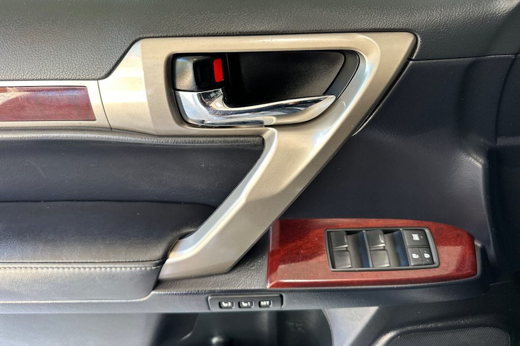 Thumbnail: 2019 Lexus GX - 20