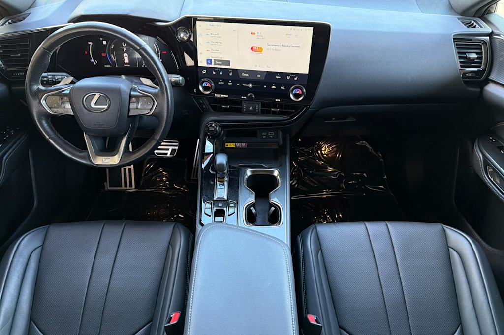 Thumbnail: 2025 Lexus ES - 2