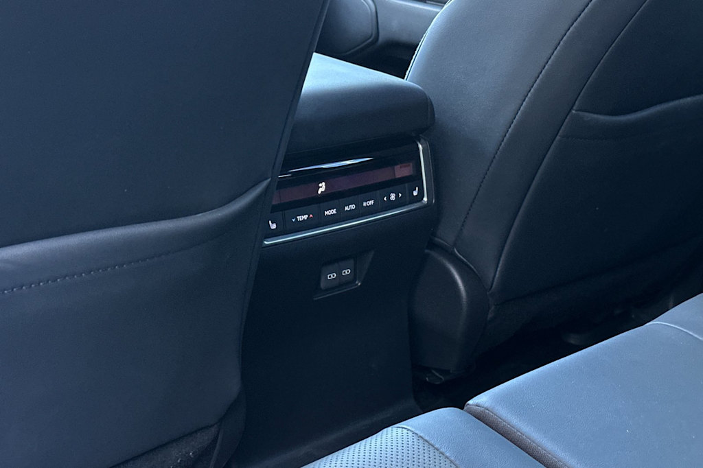 Thumbnail: 2024 Lexus ES - 23