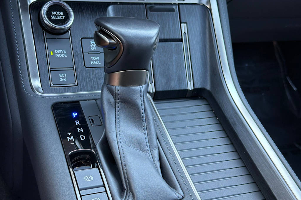 Thumbnail: 2024 Lexus ES - 14