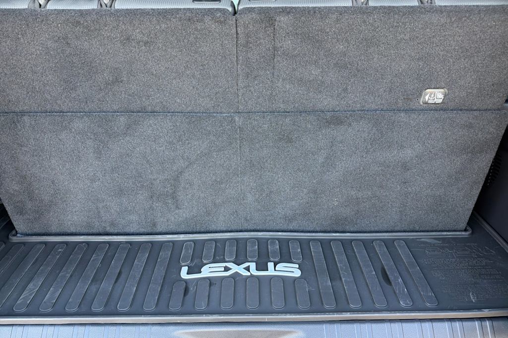 Thumbnail: 2024 Lexus ES - 7