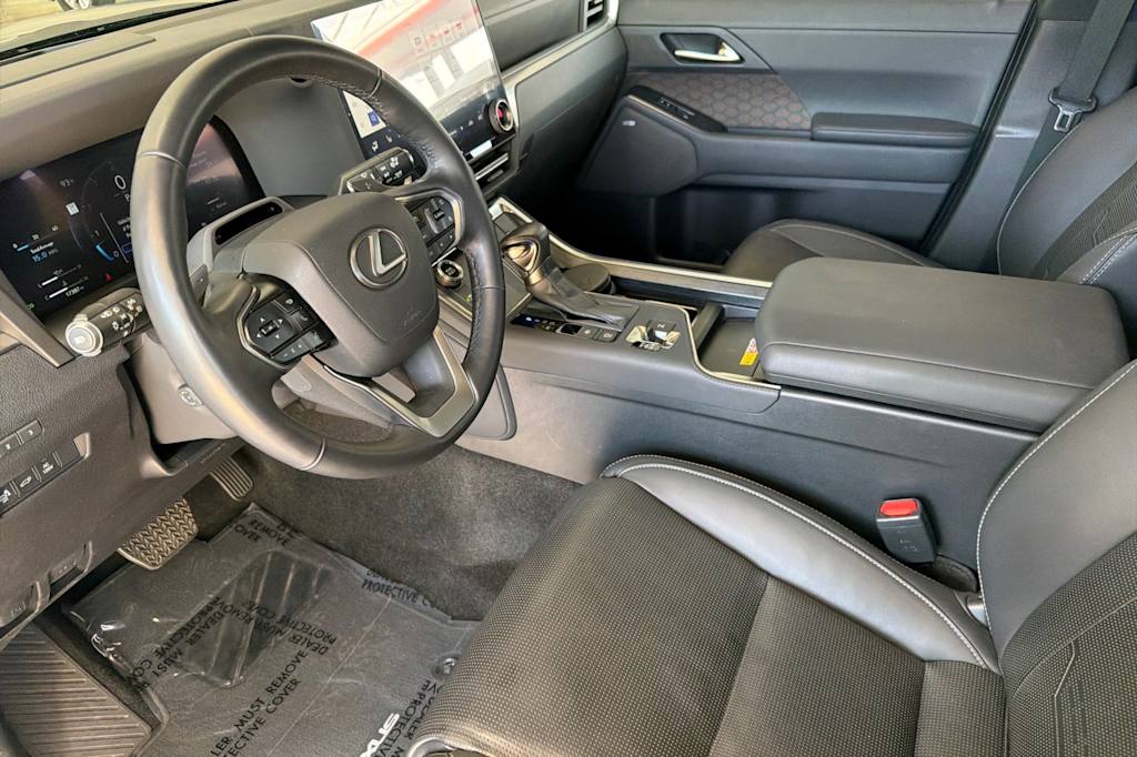Thumbnail: 2024 Lexus ES - 9