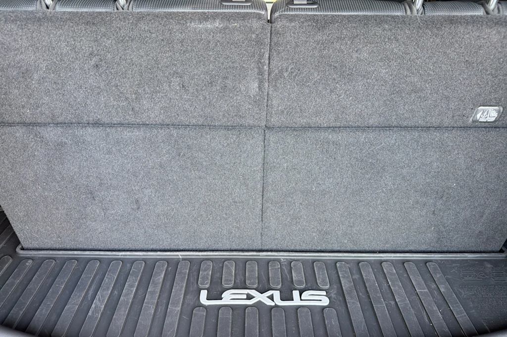 Thumbnail: 2024 Lexus ES - 7