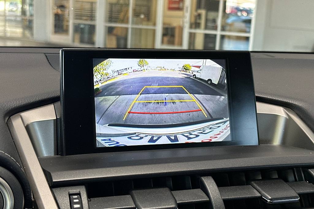 2017 Lexus NX 200t 27