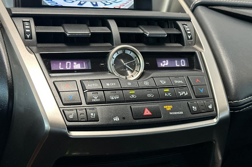 2017 Lexus NX 200t 28