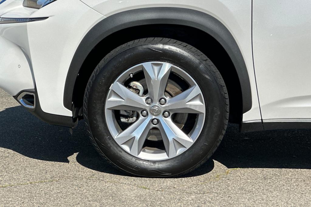 2017 Lexus NX 200t 8