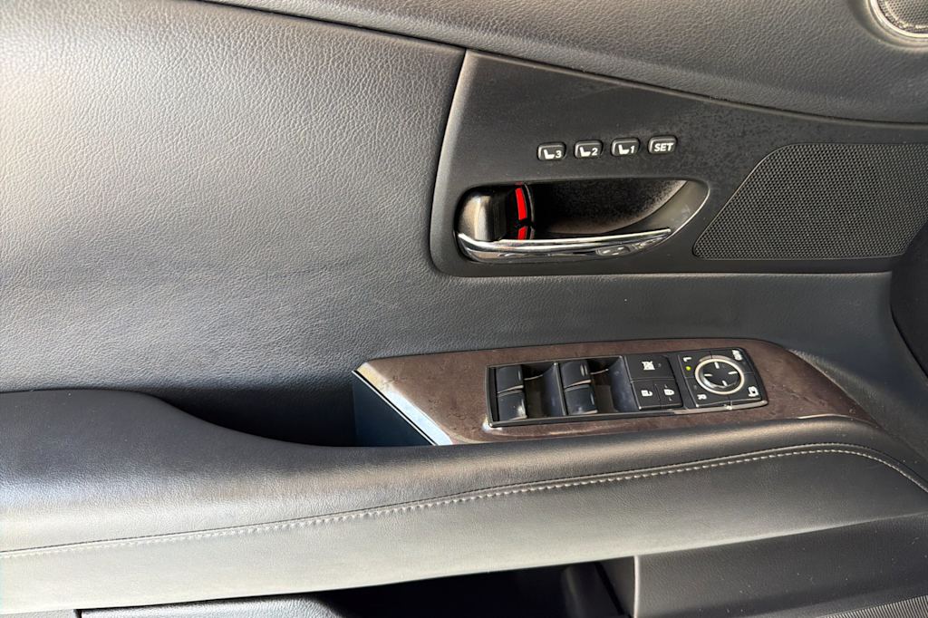 Thumbnail: 2015 Lexus RX - 22