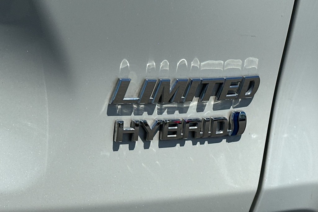 Thumbnail: 2020 Toyota RAV4 - 7