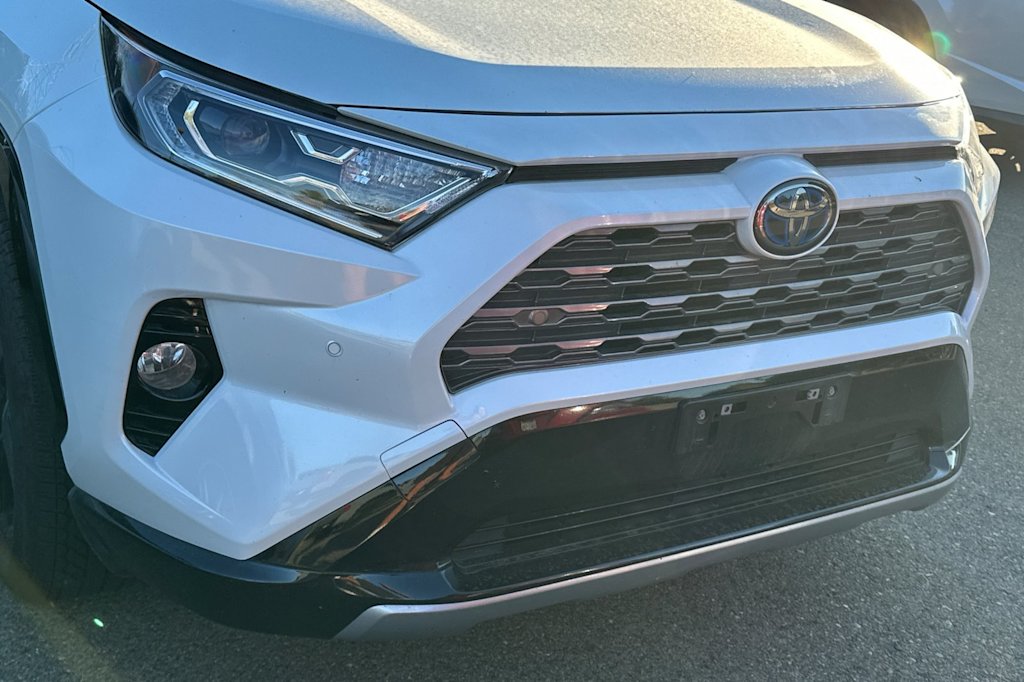 Thumbnail: 2020 Toyota RAV4 - 10