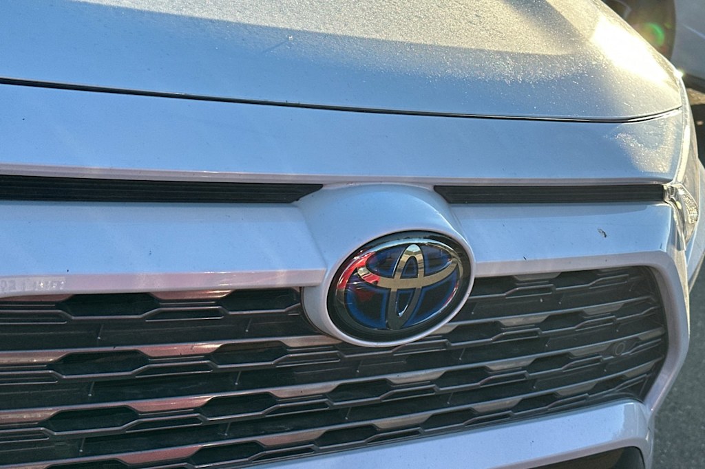 Thumbnail: 2020 Toyota RAV4 - 11