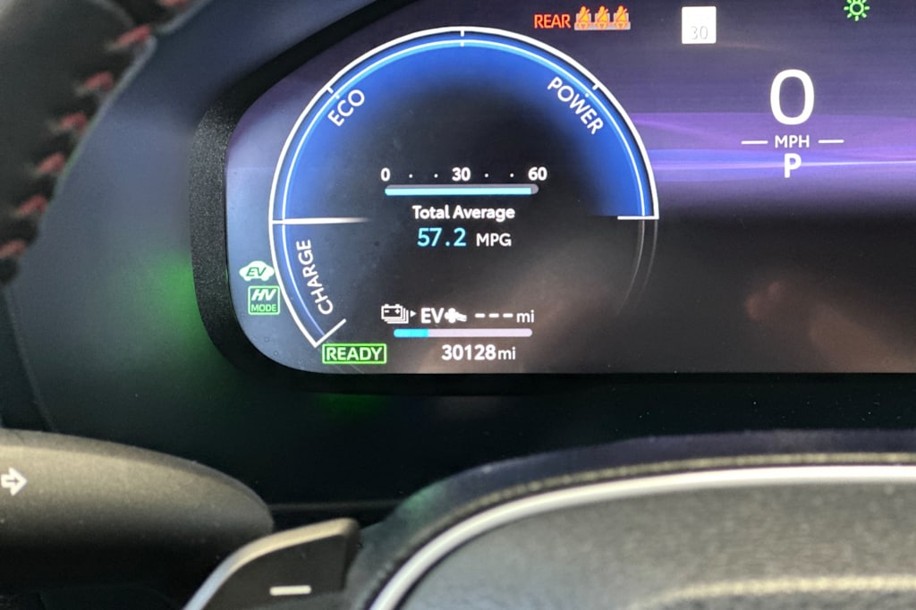 Thumbnail: 2023 Toyota RAV4 - 32