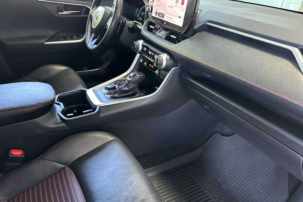 Thumbnail: 2023 Toyota RAV4 - 12