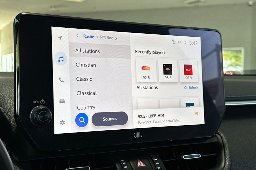 Thumbnail: 2023 Toyota RAV4 - 13