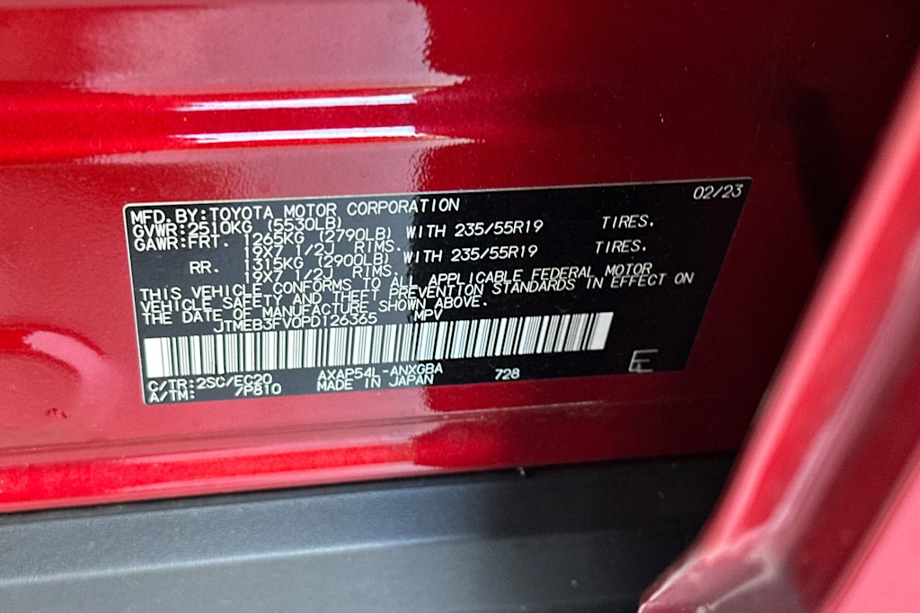 Thumbnail: 2023 Toyota RAV4 - 17