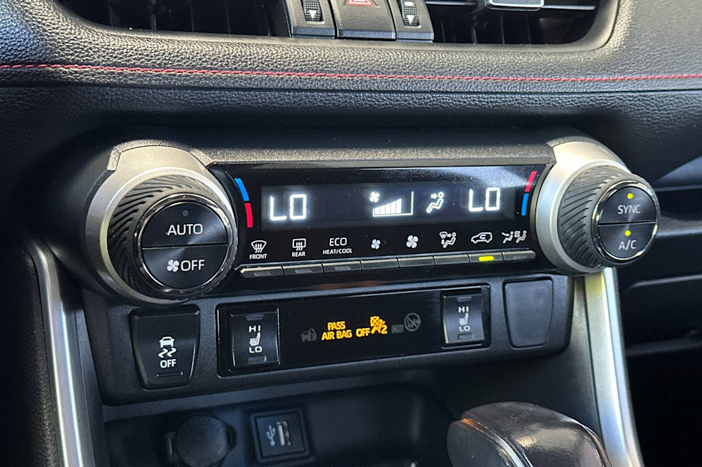 Thumbnail: 2023 Toyota RAV4 - 27