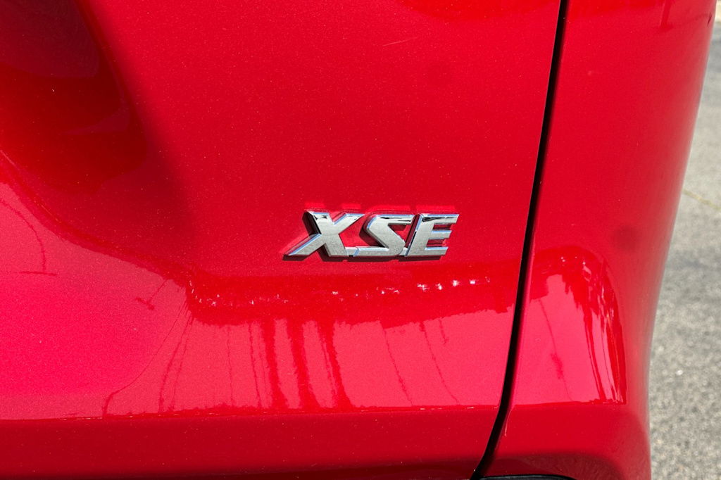 Thumbnail: 2023 Toyota RAV4 - 7