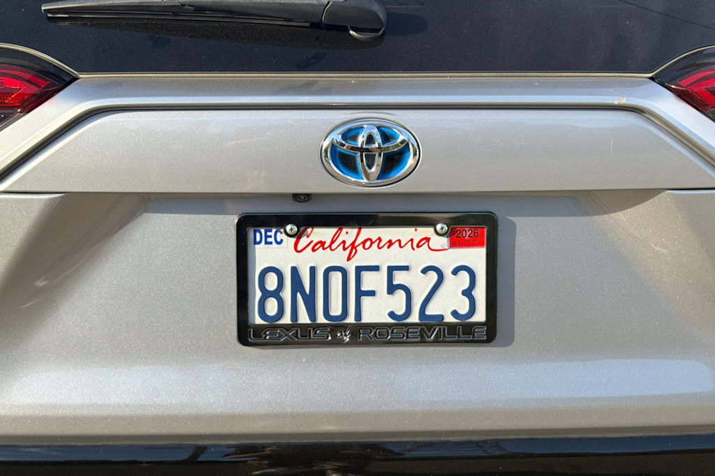 Thumbnail: 2019 Toyota RAV4 - 16
