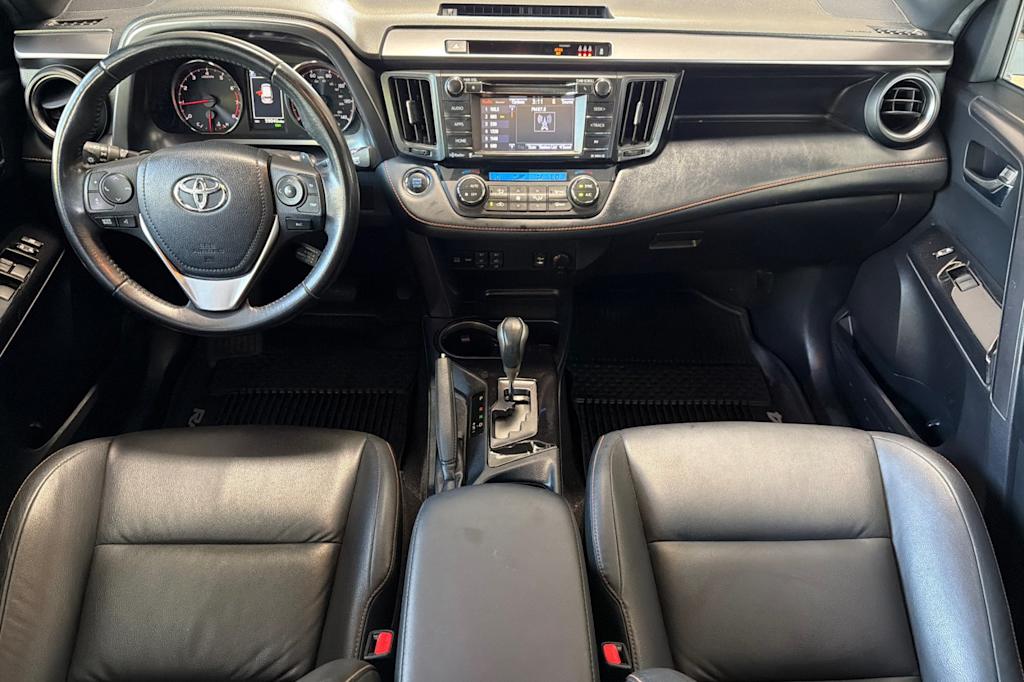 Thumbnail: 2018 Toyota RAV4 - 2