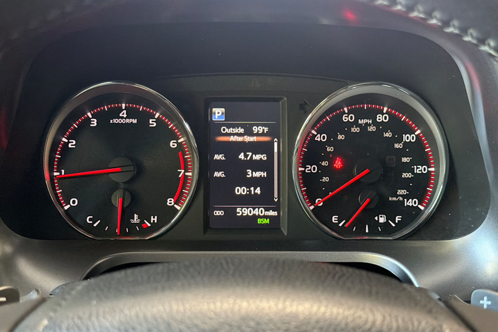 Thumbnail: 2018 Toyota RAV4 - 15