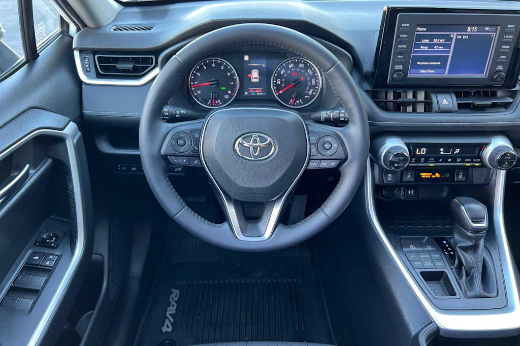 2019 Toyota RAV4 XLE 10