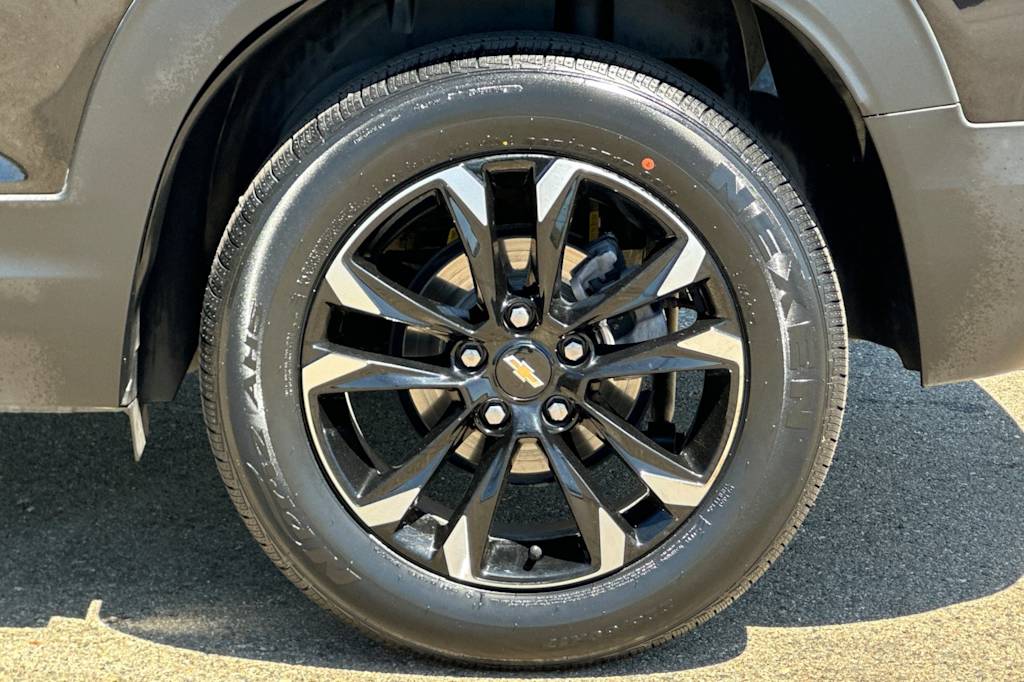 Thumbnail: 2023 Chevrolet TrailBlazer - 8