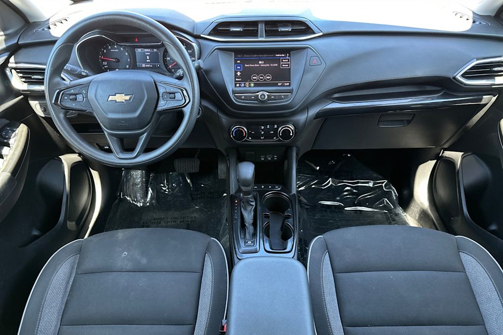 Thumbnail: 2023 Chevrolet TrailBlazer - 2