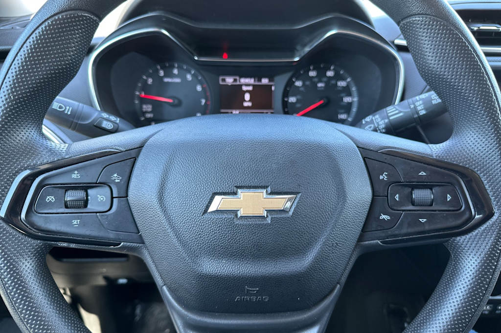 Thumbnail: 2023 Chevrolet TrailBlazer - 28
