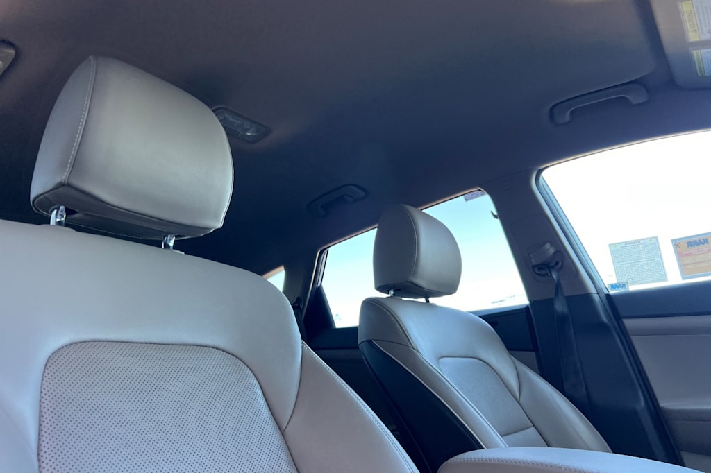 Thumbnail: 2021 Hyundai Tucson - 10