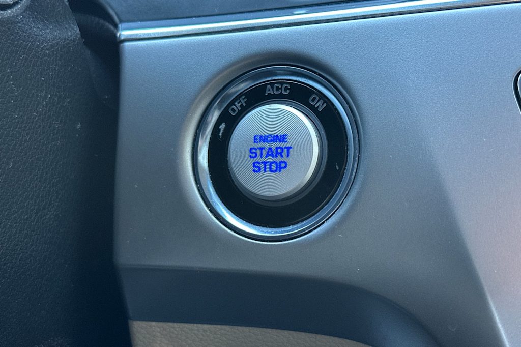 Thumbnail: 2016 Hyundai Sonata - 25