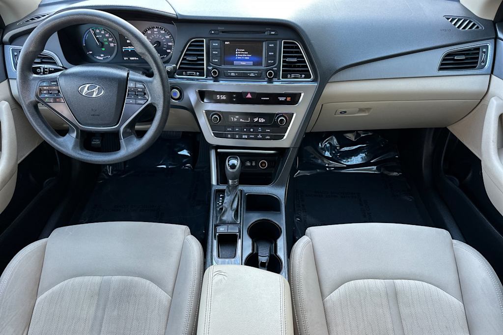 Thumbnail: 2016 Hyundai Sonata - 2
