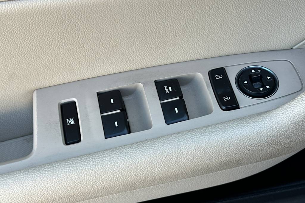 Thumbnail: 2016 Hyundai Sonata - 21