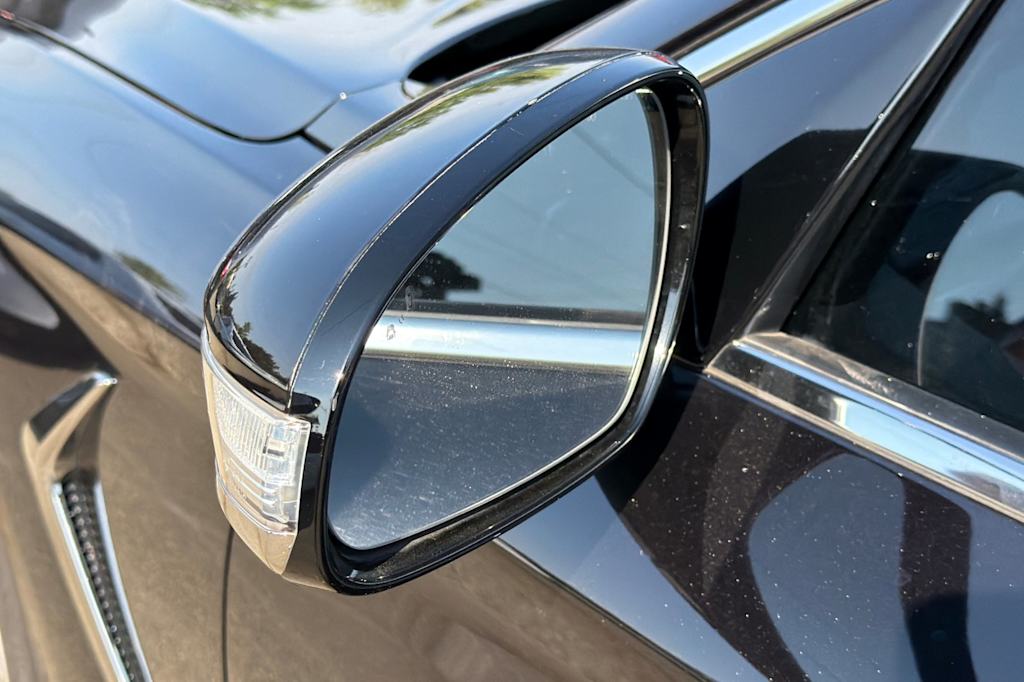 Thumbnail: 2021 Genesis G70 - 20