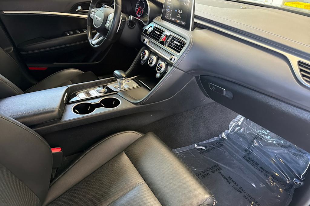 Thumbnail: 2021 Genesis G70 - 12