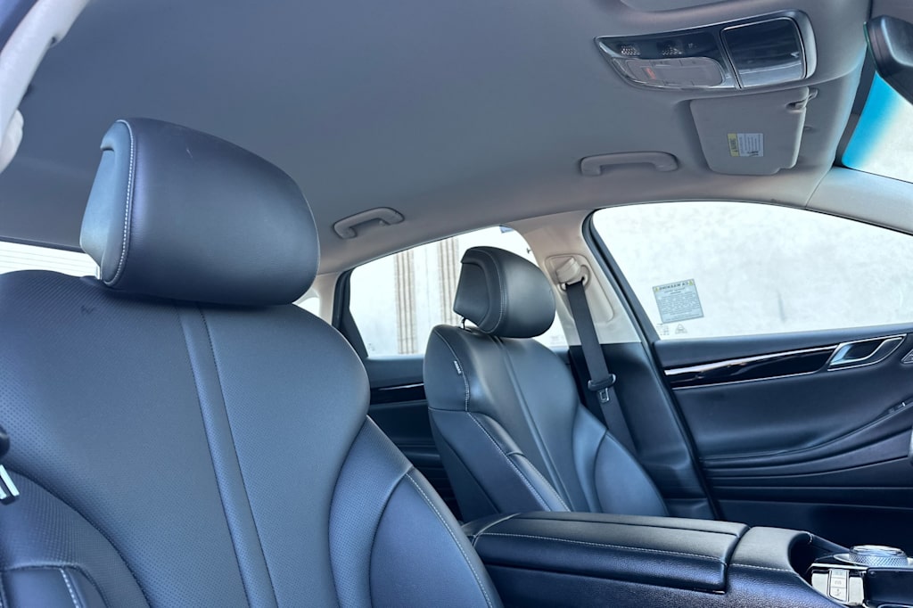 Thumbnail: 2021 Genesis G80 - 11