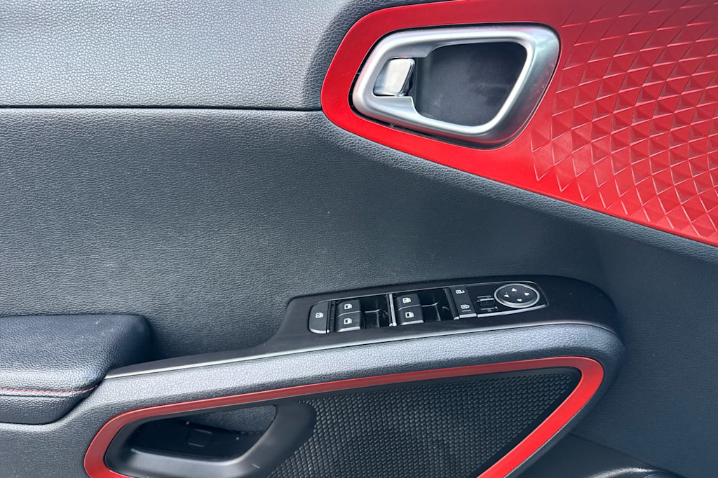 Thumbnail: 2023 Kia Soul - 21