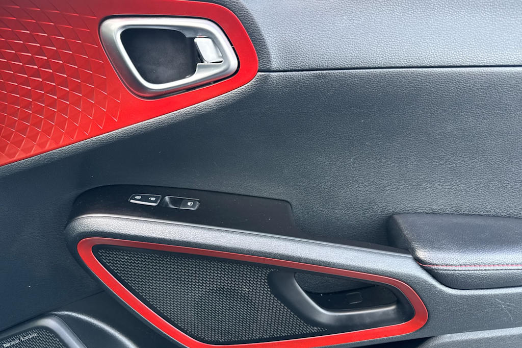 Thumbnail: 2023 Kia Soul - 24