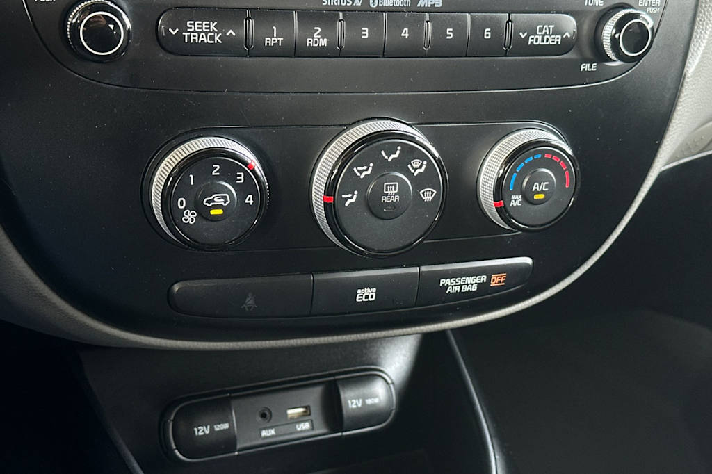 Thumbnail: 2015 Kia Soul - 25