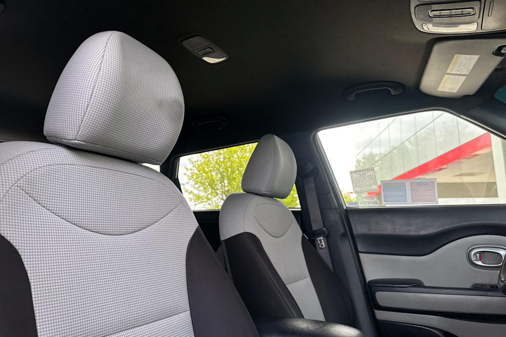 Thumbnail: 2015 Kia Soul - 10
