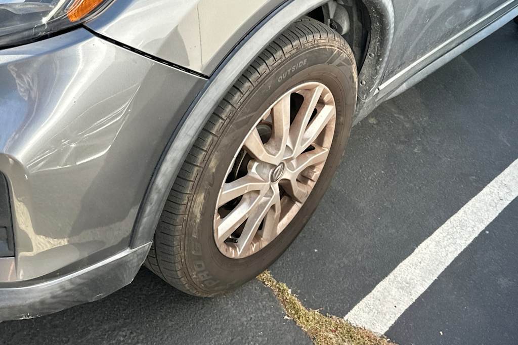 2018 Nissan Rogue SV 23