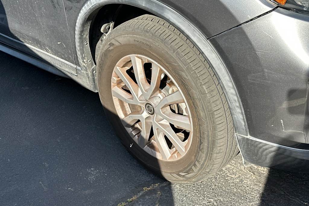 2018 Nissan Rogue SV 6