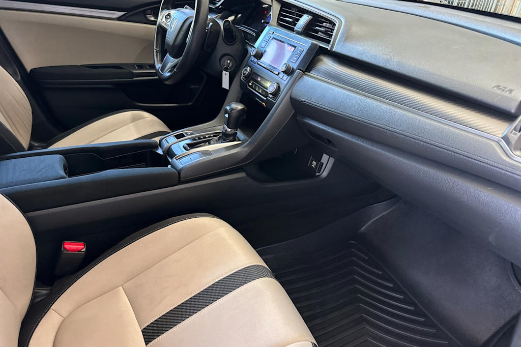 Thumbnail: 2018 Honda Civic - 11